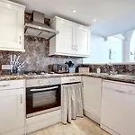 1 Bed In Oc-w427 *
